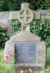 SharkeyNeilheadstone